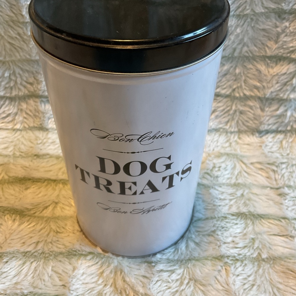 White Dog Treats Canister buy 2 or more @ $10 3rd lesser item free